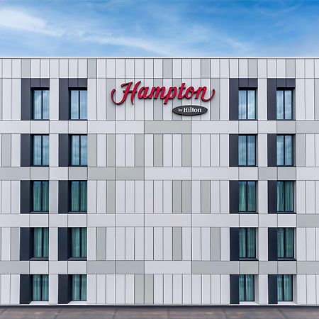 Hampton By Hilton High Wycombe Hotel Exterior foto