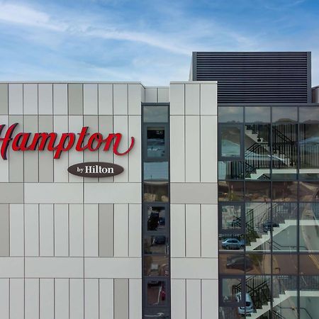 Hampton By Hilton High Wycombe Hotel Exterior foto